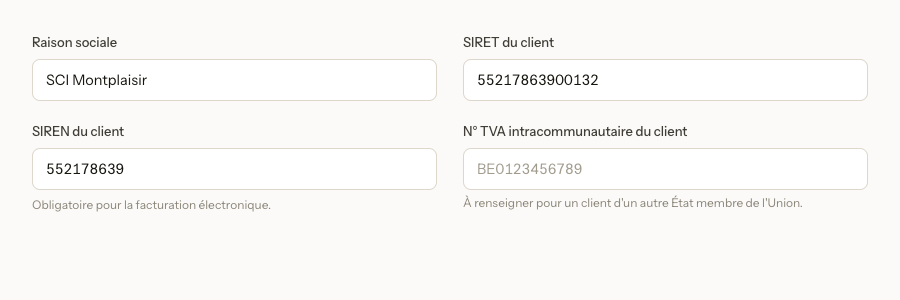 Le formulaire de facture, avec le SIREN du client rempli automatiquement